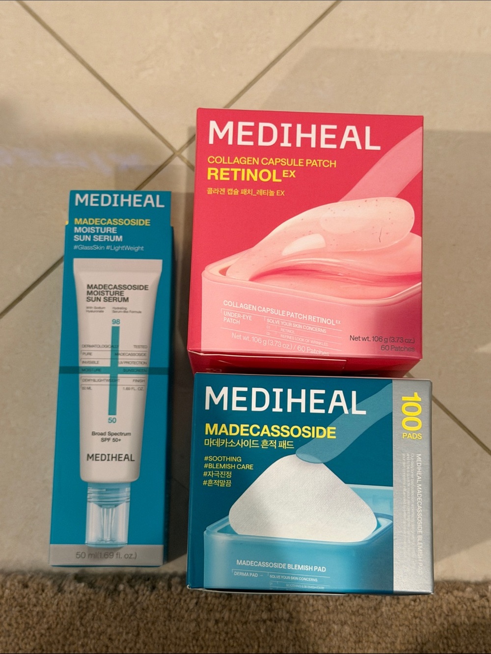 Mediheal Retinol Collagen Capsule Patch & Madecassoside Care Set - Pink/Blue